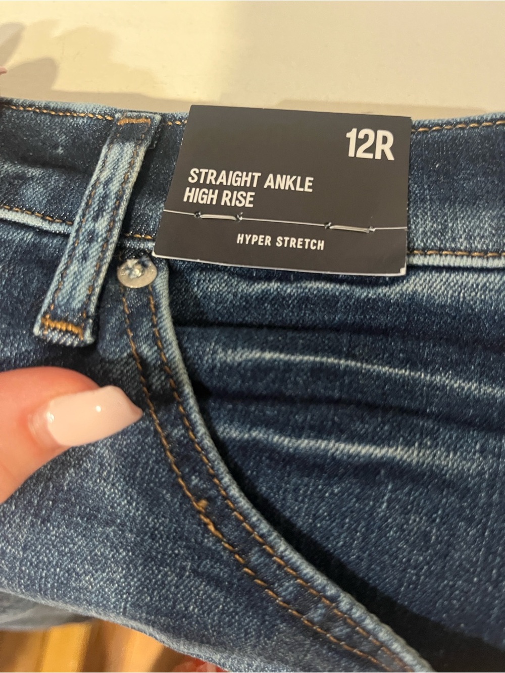 β¨ NWT EXPRESS High Rise Straight Ankle Jeans β¨ - Picture 9 of 10